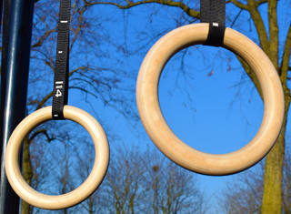 Anneaux de gymnastique